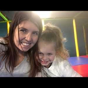 Meet your Posher, Alicia